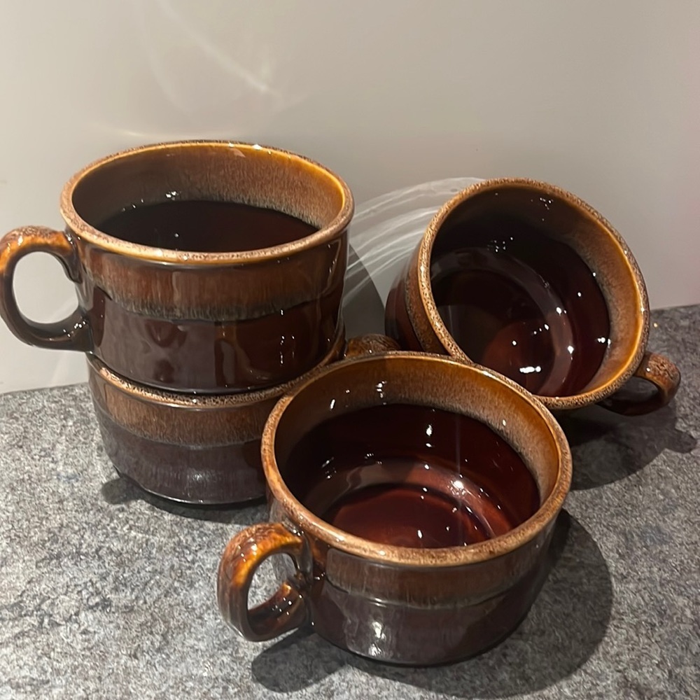 4 MCM mugs